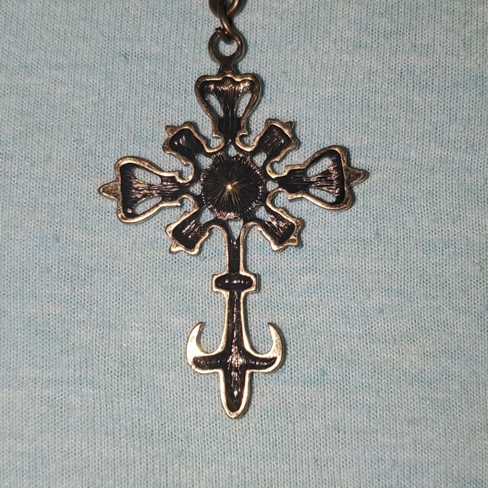 Necklace - Picture 3 of 3